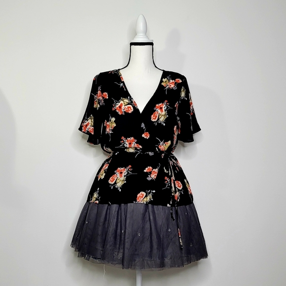 SIENNA SKY Floral Blouse - Picture 6 of 14